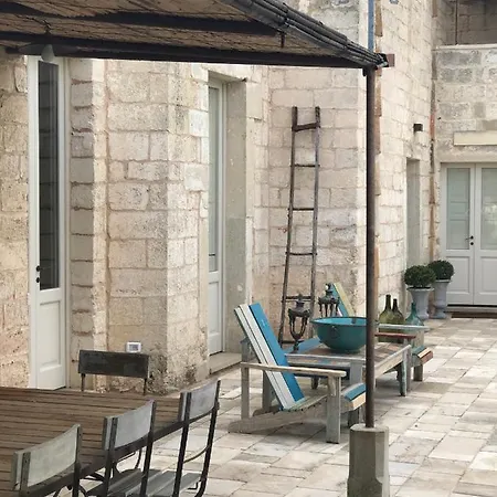 Vakantiehuis Antica Dimora Giardini Segreti Giuggianello